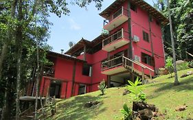 Chalé e Suite Manacá